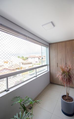 Apartamento à venda com 69m², 2 quartos e 2 vagas Apartamento à venda com 69m², 2 quartos e 2 vagasVaranda da Sala