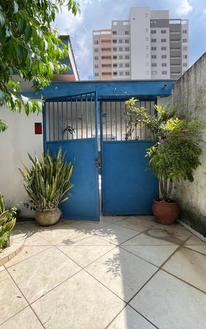 Casa para alugar com 120m², 3 quartos e 3 vagas Casa para alugar com 120m², 3 quartos e 3 vagasQuintal