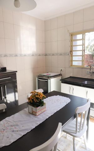 Casa à venda com 138m², 3 quartos e 1 vagaCozinha
