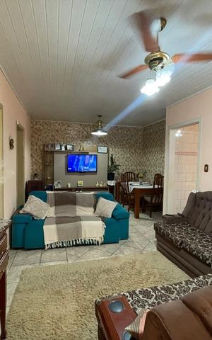 Casa à venda com 80m², 2 quartos e 3 vagas