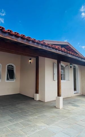 Casa à venda com 151m², 3 quartos e 3 vagas