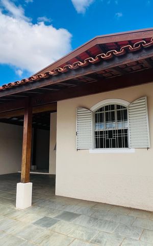 Casa à venda com 151m², 3 quartos e 3 vagas