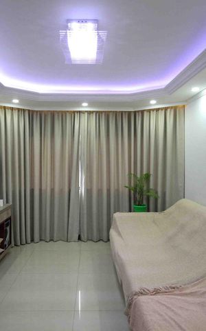 Casa à venda com 140m², 3 quartos e 2 vagas Casa à venda com 140m², 3 quartos e 2 vagasSala