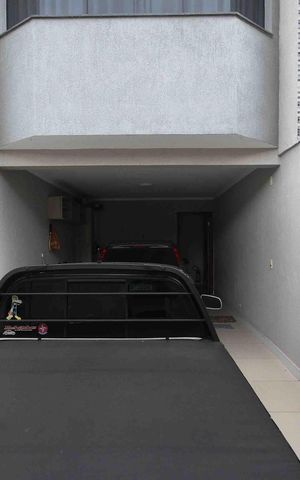 Casa à venda com 140m², 3 quartos e 2 vagas Casa à venda com 140m², 3 quartos e 2 vagasGaragem