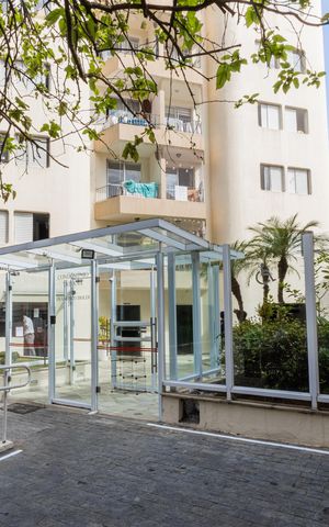 Apartamento à venda com 52m², 2 quartos e 1 vagaFachada