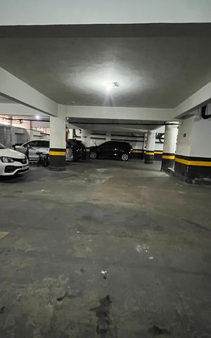Apartamento à venda com 130m², 3 quartos e 1 vaga Apartamento à venda com 130m², 3 quartos e 1 vagaGaragem