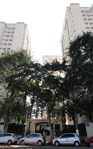 Apartamento para alugar com 51m², 2 quartos e 1 vagaFachada 