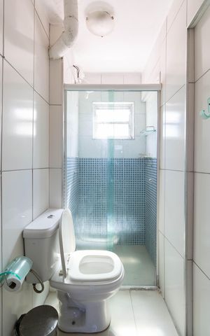 Apartamento à venda com 45m², 2 quartos e 1 vaga Apartamento à venda com 45m², 2 quartos e 1 vagaBanheiro