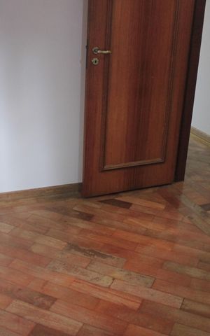 Casa à venda com 278m², 5 quartos e 3 vagasQuarto 1
