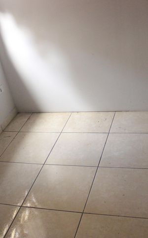 Casa à venda com 278m², 5 quartos e 3 vagasQuarto 2 do sotão