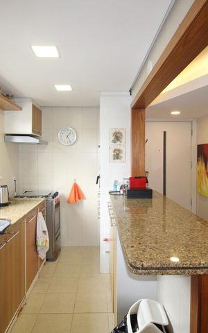 Apartamento à venda com 103m², 3 quartos e 2 vagasCozinha