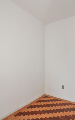 Casa à venda com 350m², 4 quartos e 2 vagasQuarto 4