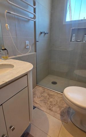 Apartamento à venda com 141m², 2 quartos e 3 vagas Apartamento à venda com 141m², 2 quartos e 3 vagasBanheiro