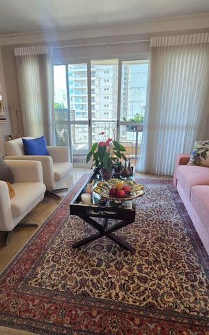Apartamento à venda com 141m², 2 quartos e 3 vagas Apartamento à venda com 141m², 2 quartos e 3 vagasSala