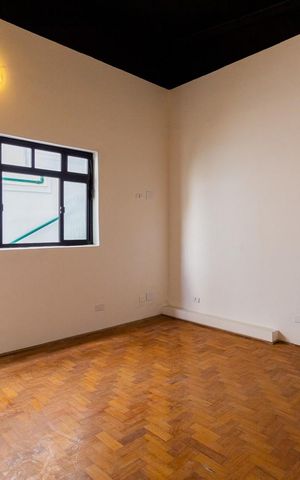 Studio à venda com 320m², 12 quartos e 2 vagas Studio à venda com 320m², 12 quartos e 2 vagasSala