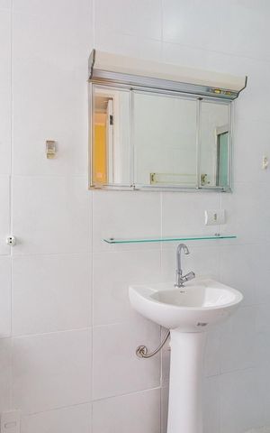 Studio à venda com 320m², 12 quartos e 2 vagas Studio à venda com 320m², 12 quartos e 2 vagasBanheiro