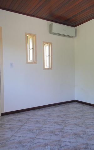 Casa à venda com 118m², 3 quartos e 1 vagaSala