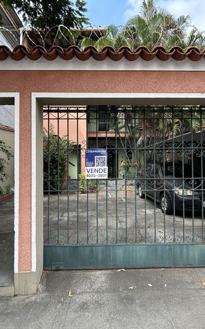 Casa à venda com 133m², 3 quartos e 1 vagaFachada + plaquinha