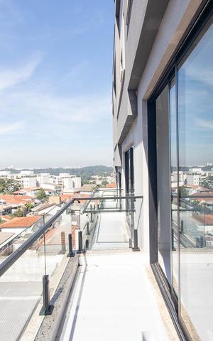 Casa à venda com 300m², 4 quartos e 4 vagas Casa à venda com 300m², 4 quartos e 4 vagasSacada
