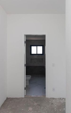 Casa à venda com 300m², 4 quartos e 4 vagas Casa à venda com 300m², 4 quartos e 4 vagasQuarto Suíte 4