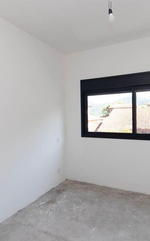 Casa à venda com 300m², 4 quartos e 4 vagas Casa à venda com 300m², 4 quartos e 4 vagasQuarto Suíte Americana 1