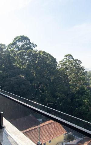 Casa à venda com 300m², 4 quartos e 4 vagas Casa à venda com 300m², 4 quartos e 4 vagasSacada da Suíte 4
