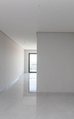 Casa à venda com 300m², 4 quartos e 4 vagas Casa à venda com 300m², 4 quartos e 4 vagasSala de Jantar