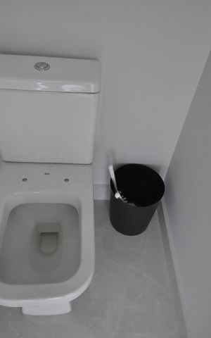 Casa à venda com 300m², 4 quartos e 4 vagasLavabo