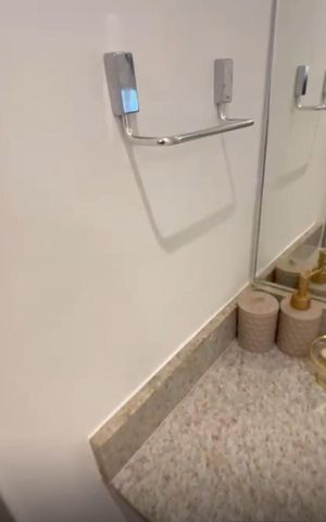 Apartamento para alugar com 43m², 1 quarto e 1 vaga Apartamento para alugar com 43m², 1 quarto e 1 vagaBanheiro