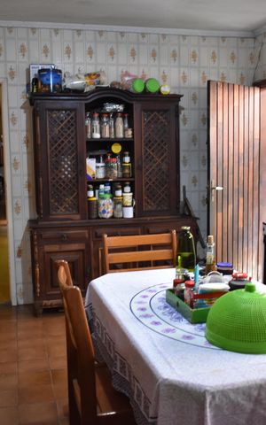 Casa à venda com 250m², 4 quartos e 3 vagasCozinha