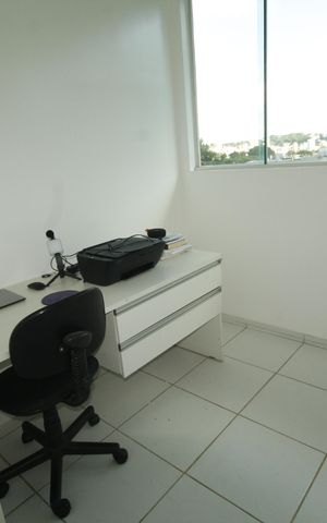 Casa à venda com 360m², 8 quartos e 2 vagasEscritório