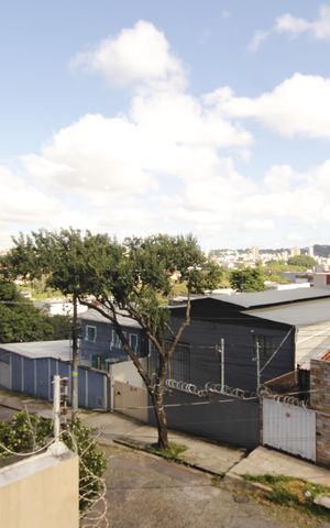 Casa à venda com 360m², 8 quartos e 2 vagasvista