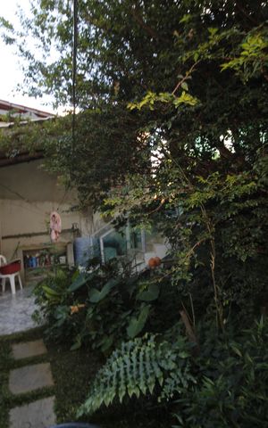 Casa à venda com 360m², 8 quartos e 2 vagasQuintal