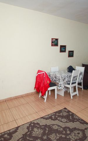 Casa à venda com 126m², 3 quartos e 1 vaga Casa à venda com 126m², 3 quartos e 1 vagaSala