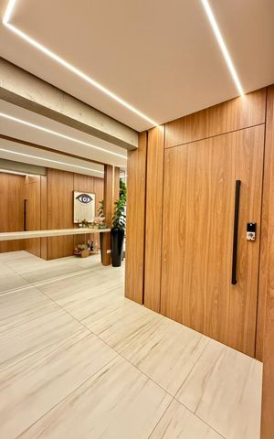 Apartamento à venda com 190m², 3 quartos e 4 vagas Apartamento à venda com 190m², 3 quartos e 4 vagasSala