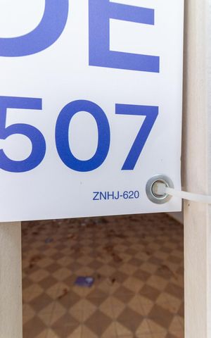 Casa à venda com 120m², 4 quartos e 2 vagasPlaquinha ZNHJ-620
