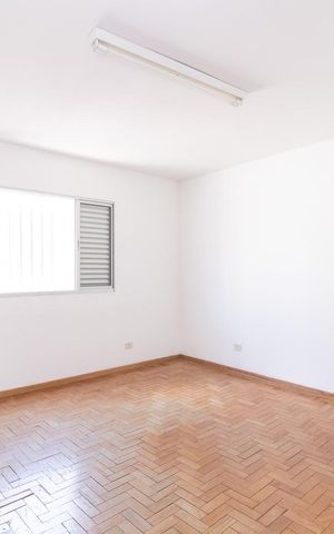 Casa à venda com 120m², 4 quartos e 2 vagasQuarto 1