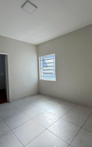 Apartamento à venda com 93m², 1 quarto e sem vaga Apartamento à venda com 93m², 1 quarto e sem vagaSala