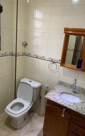 Apartamento à venda com 80m², 2 quartos e 1 vaga Apartamento à venda com 80m², 2 quartos e 1 vagaBanheiro