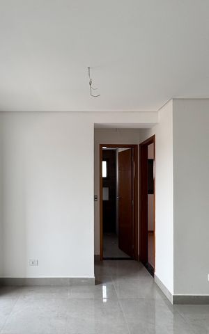 Apartamento à venda com 55m², 2 quartos e 1 vaga Apartamento à venda com 55m², 2 quartos e 1 vagaSala de Jantar