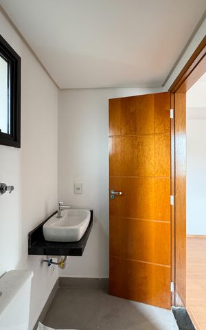 Apartamento à venda com 55m², 2 quartos e 1 vaga Apartamento à venda com 55m², 2 quartos e 1 vagaBanheiro - Suíte