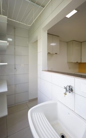 Casa à venda com 74m², 2 quartos e 1 vaga Casa à venda com 74m², 2 quartos e 1 vagaÁrea de Serviço
