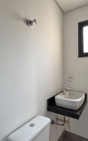 Apartamento à venda com 55m², 2 quartos e 1 vaga Apartamento à venda com 55m², 2 quartos e 1 vagaBanheiro - Suíte