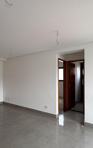 Apartamento à venda com 55m², 2 quartos e 1 vaga Apartamento à venda com 55m², 2 quartos e 1 vagaSala de Jantar