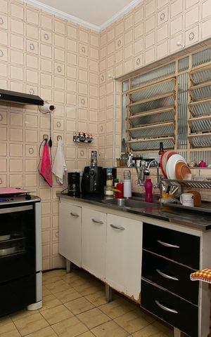 Casa à venda com 269m², 4 quartos e 3 vagas Casa à venda com 269m², 4 quartos e 3 vagasCozinha