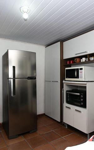 Casa à venda com 269m², 4 quartos e 3 vagas Casa à venda com 269m², 4 quartos e 3 vagasEdícula