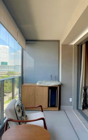 Studio para alugar com 46m², 1 quarto e 1 vaga Studio para alugar com 46m², 1 quarto e 1 vagaVaranda