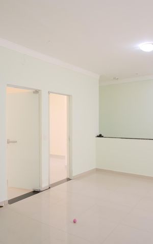 Casa à venda com 280m², 3 quartos e 6 vagasSala