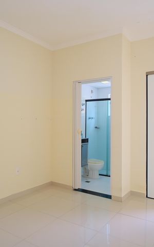 Casa à venda com 280m², 3 quartos e 6 vagasSuíte 2