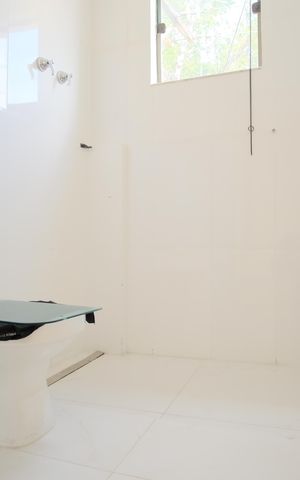 Casa à venda com 280m², 3 quartos e 6 vagasBanheiro da Suíte 1